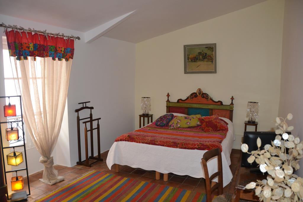 Maison Saint Louis Avec Jacuzzi Bed & Breakfast Besse-sur-Issole Dış mekan fotoğraf